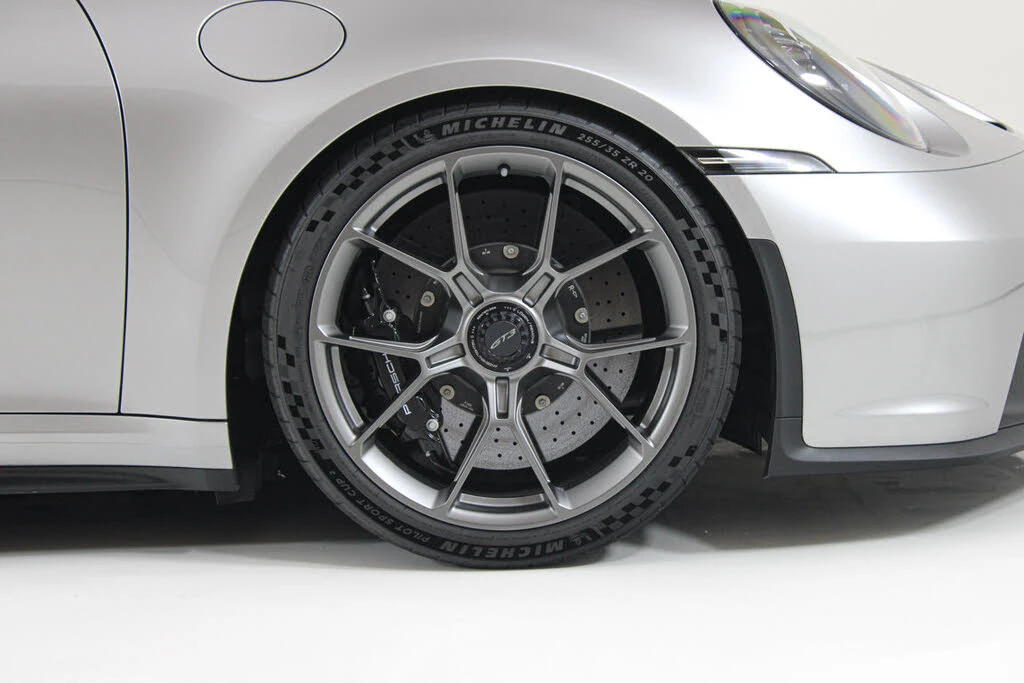 2024 Porsche 992 GT3 - Image 18 of 31