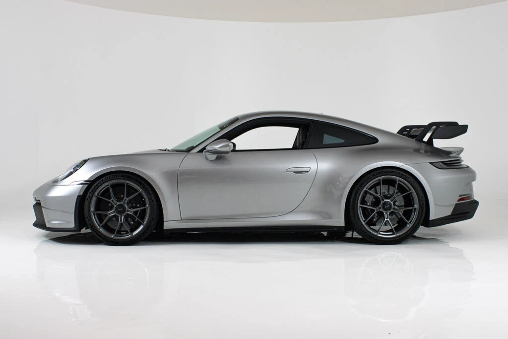 2024 Porsche 992 GT3 - Image 3 of 31