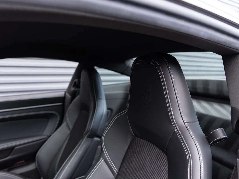 2024 Porsche 992 GT3 - Image 25 of 31