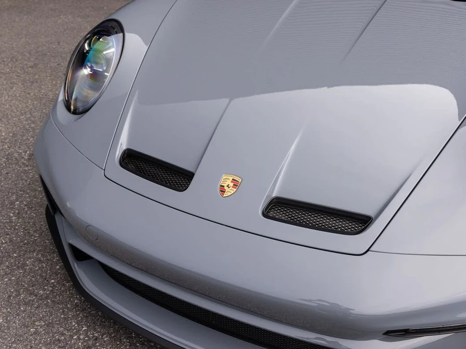 2024 Porsche 992 GT3 - Image 10 of 31