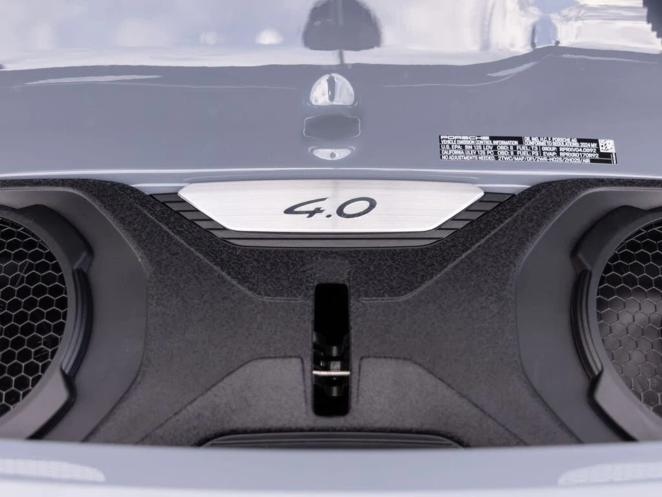 2024 Porsche 992 GT3 - Image 28 of 31