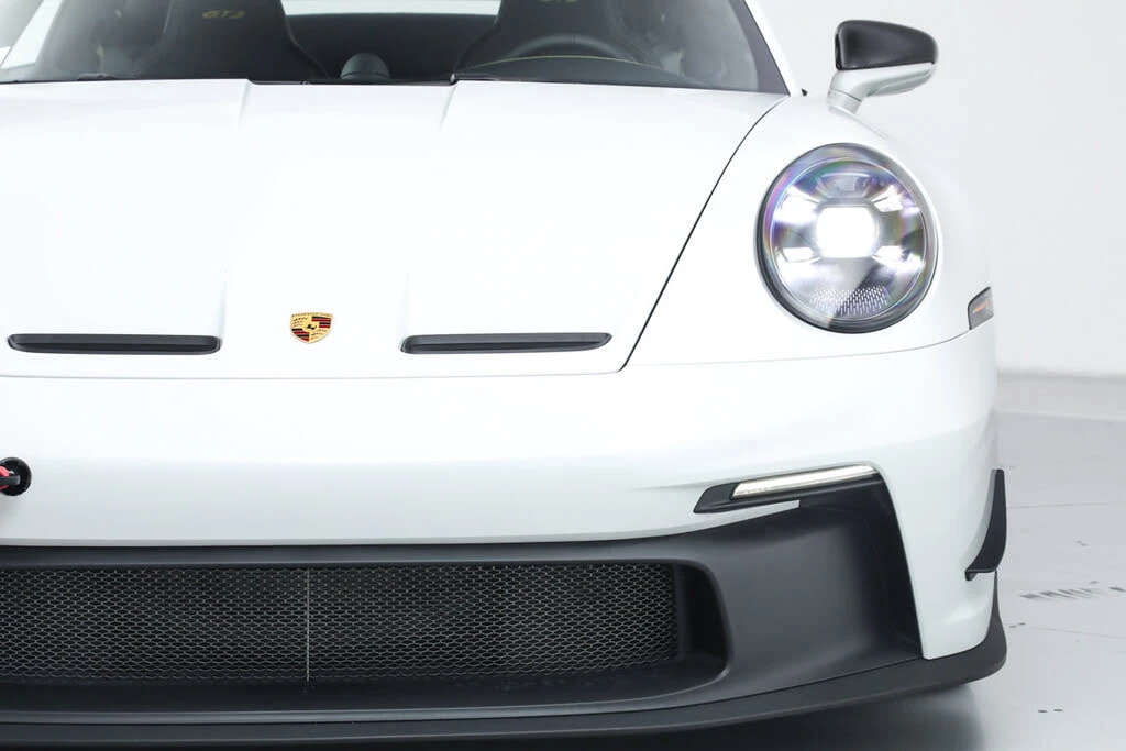 2024 Porsche 992 GT3 - Image 10 of 31