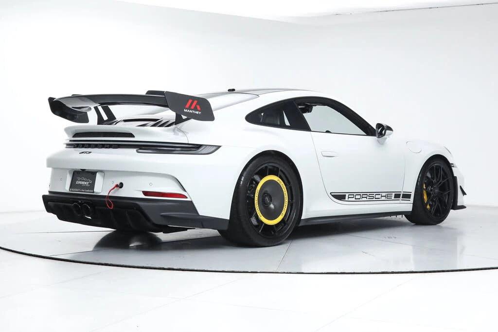 2024 Porsche 992 GT3 - Image 5 of 31