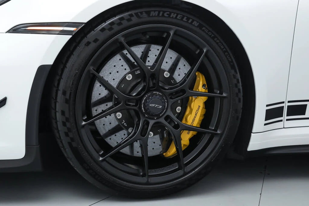 2024 Porsche 992 GT3 - Image 12 of 31