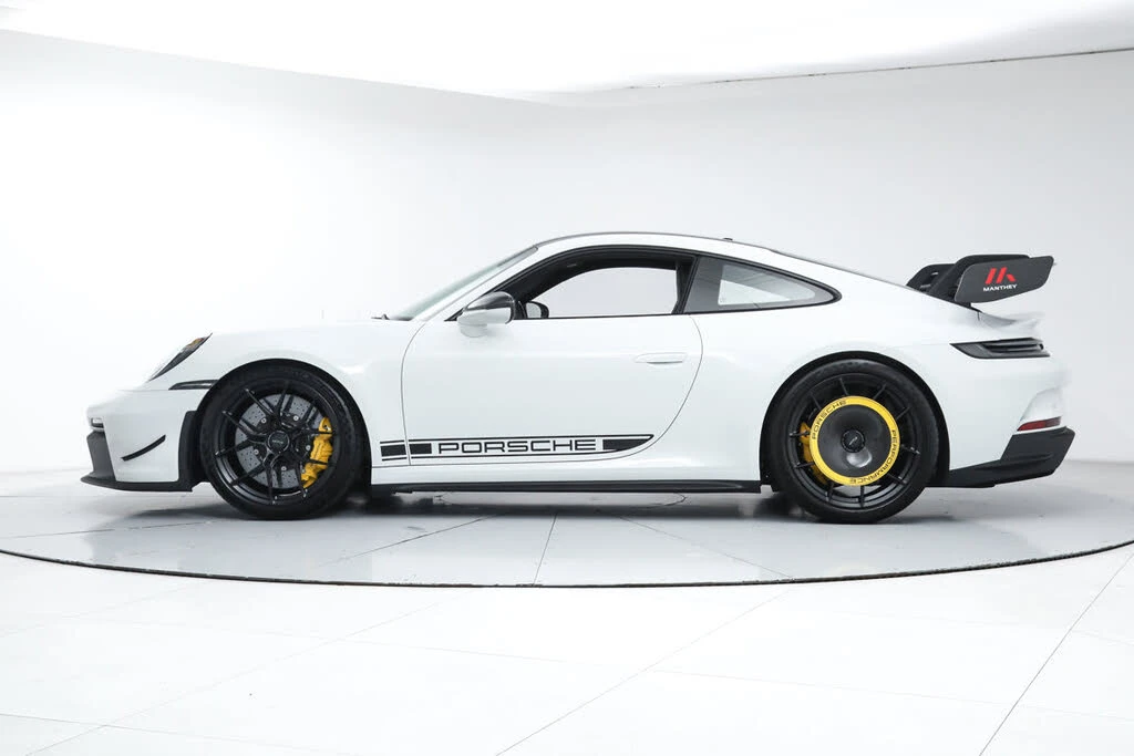 2024 Porsche 992 GT3 - Image 2 of 31