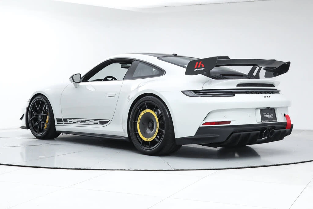 2024 Porsche 992 GT3 - Image 3 of 31