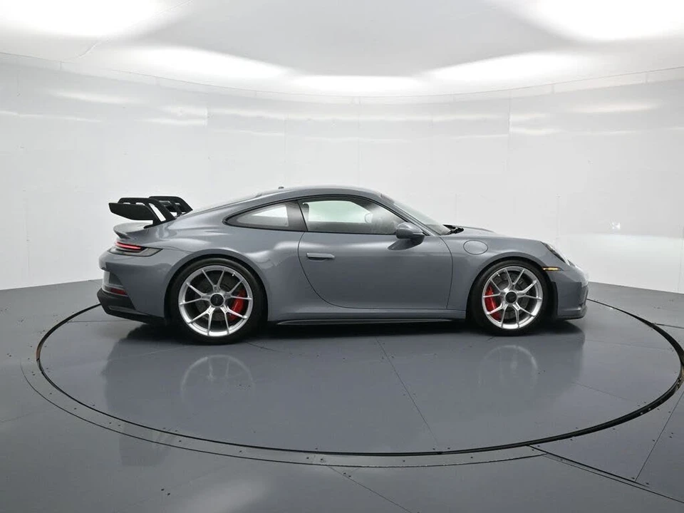 2024 Porsche 992 GT3 - Image 28 of 30