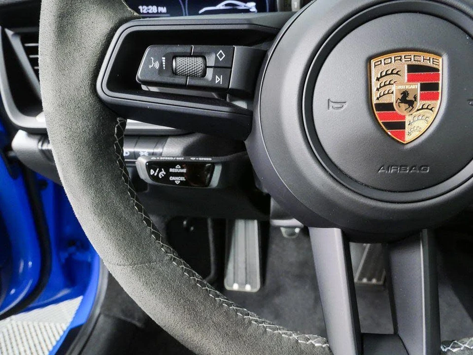 2024 Porsche 992 GT3 - Image 10 of 31