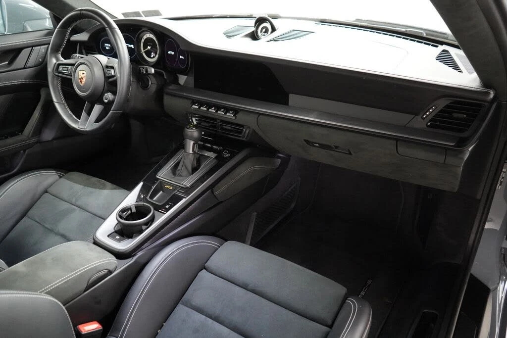 2024 Porsche 992 GT3 - Image 18 of 22