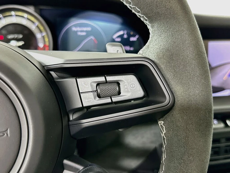 2024 Porsche 992 GT3 - Image 18 of 31