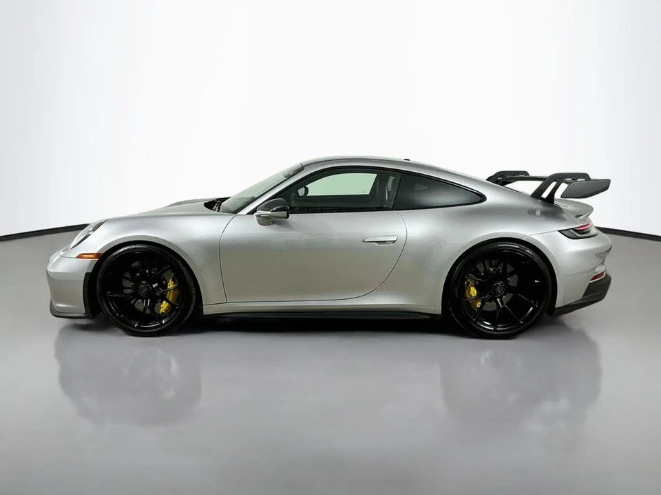 2024 Porsche 992 GT3 - Image 8 of 31