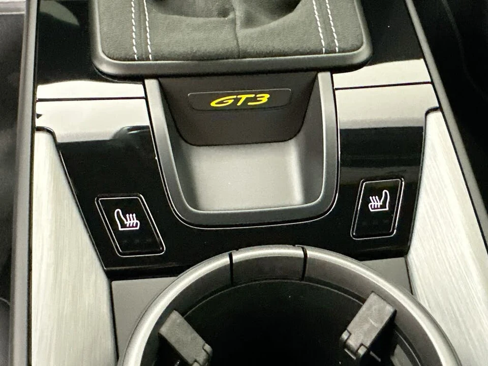 2024 Porsche 992 GT3 - Image 28 of 31