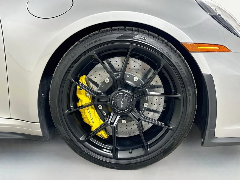 2024 Porsche 992 GT3 - Image 10 of 31