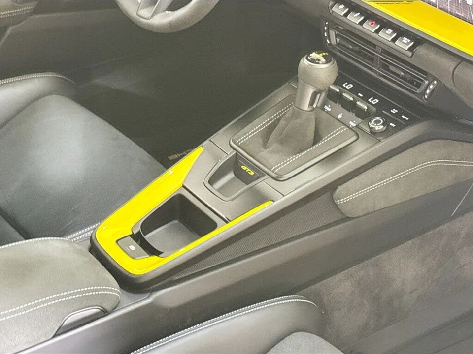2024 Porsche 992 GT3 - Image 21 of 31