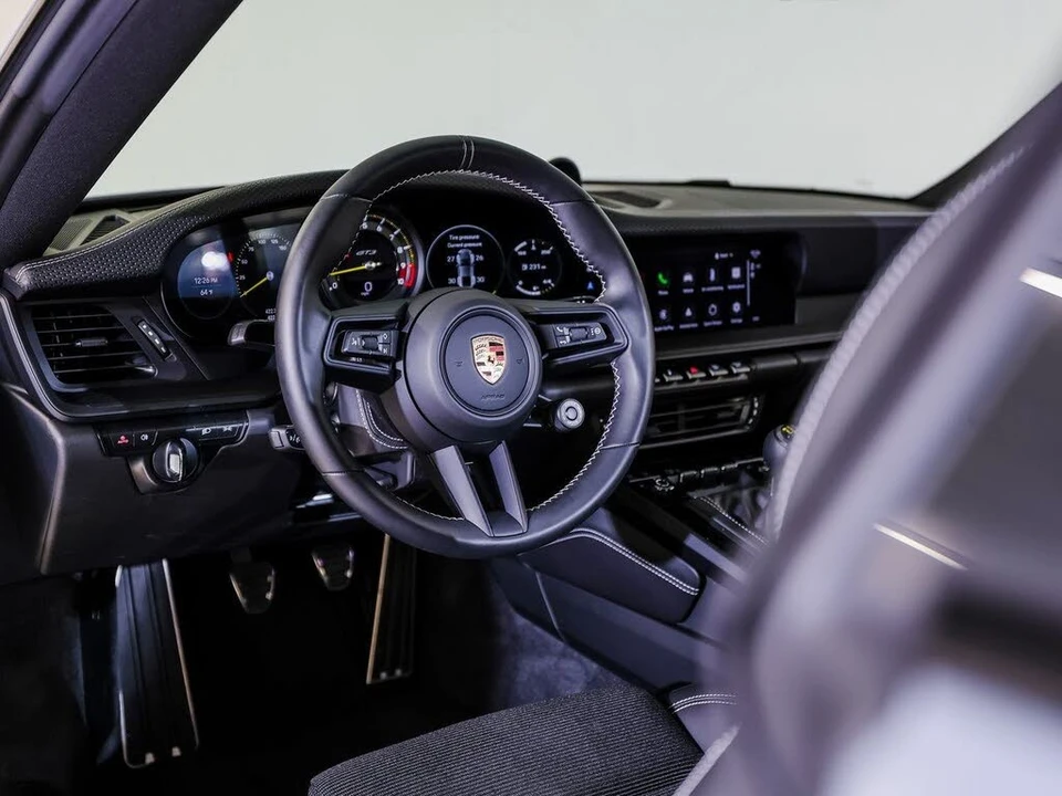 2024 Porsche 992 GT3 - Image 25 of 28