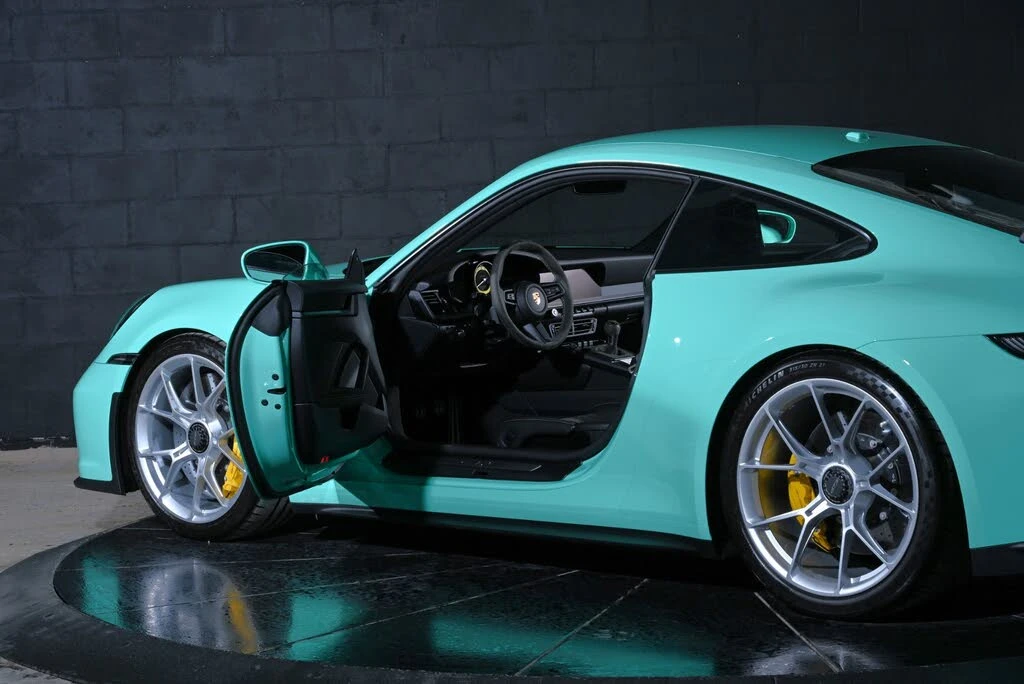 2024 Porsche 992 GT3 - Image 21 of 31