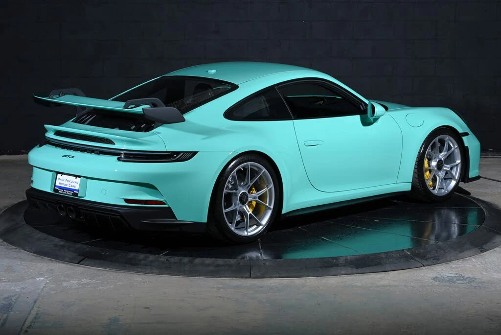 2024 Porsche 992 GT3 - Image 16 of 31