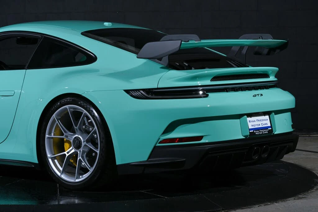 2024 Porsche 992 GT3 - Image 12 of 31