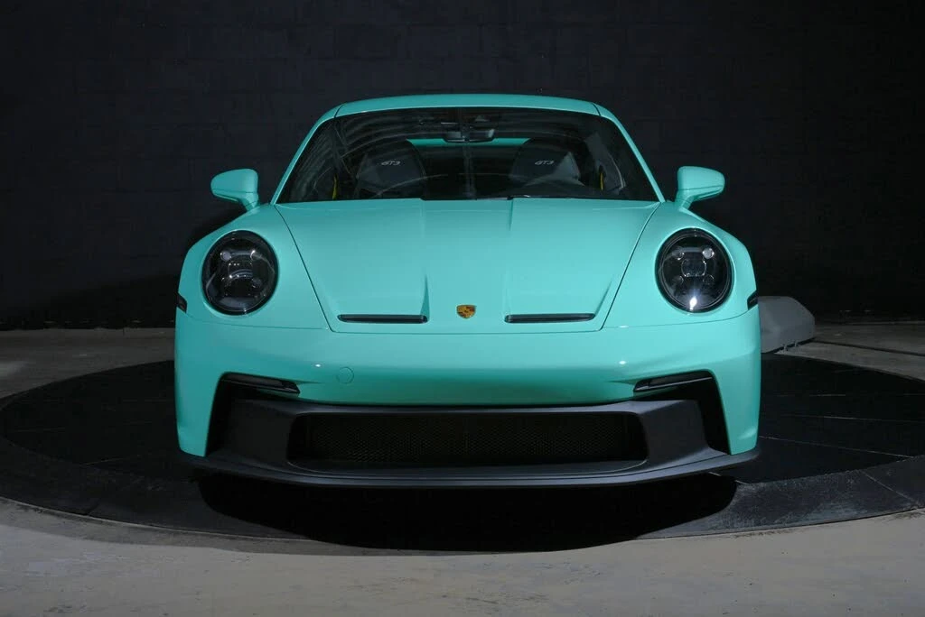 2024 Porsche 992 GT3 - Image 9 of 31