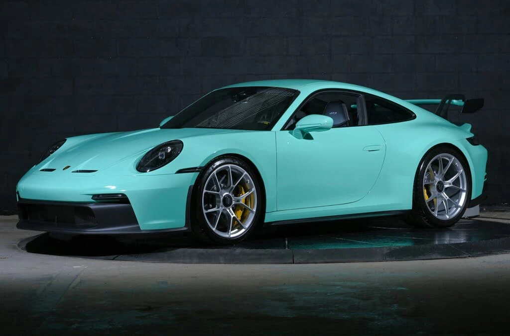 2024 Porsche 992 GT3 - Image 2 of 31