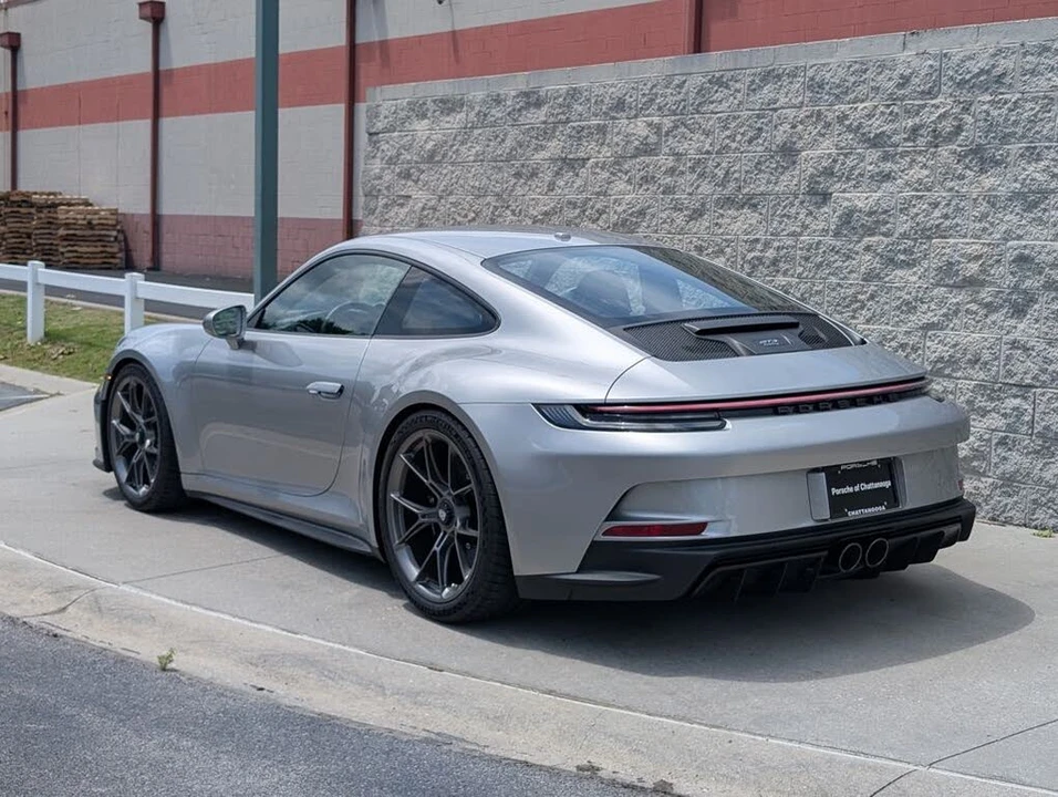 2024 Porsche 992 GT3 - Image 3 of 31