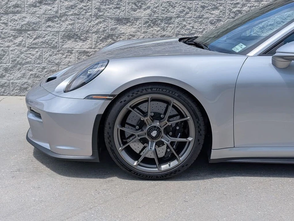 2024 Porsche 992 GT3 - Image 29 of 31