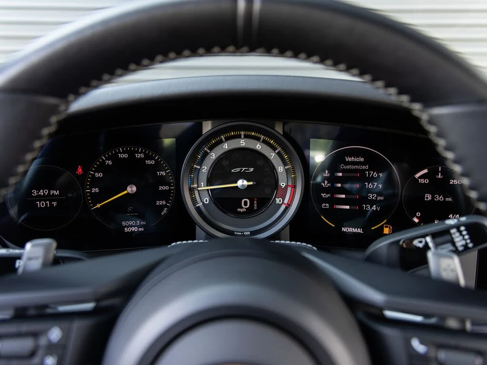 2024 Porsche 992 GT3 - Image 13 of 31