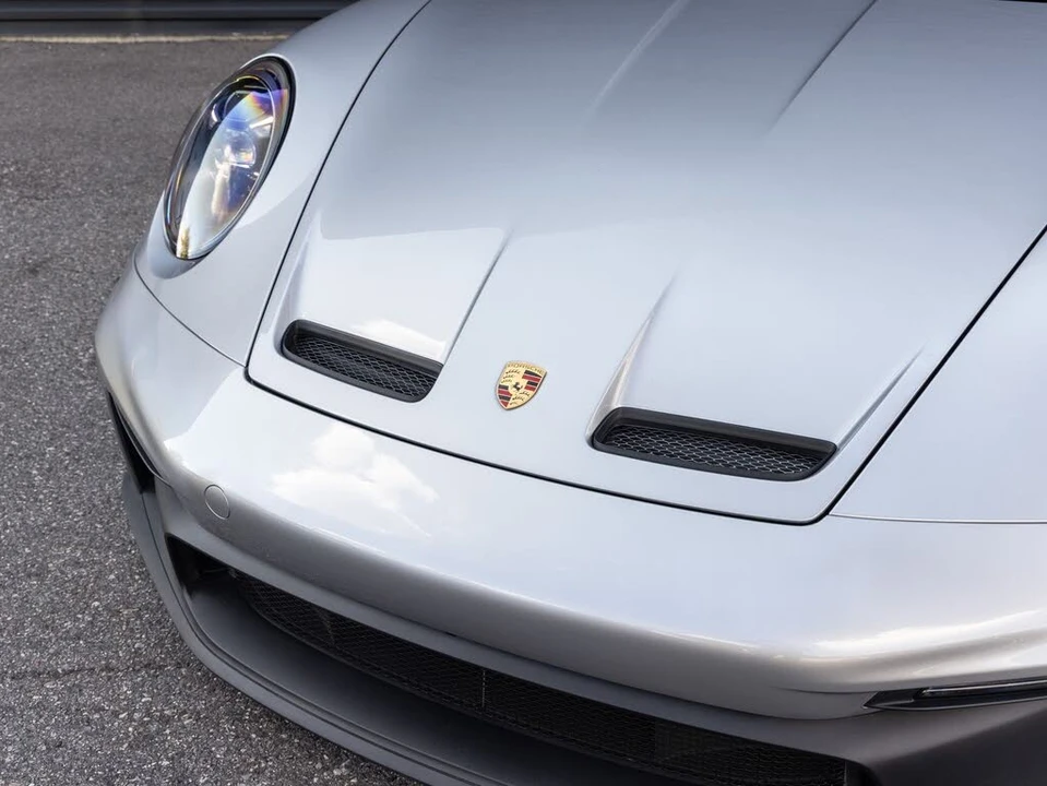 2024 Porsche 992 GT3 - Image 10 of 31