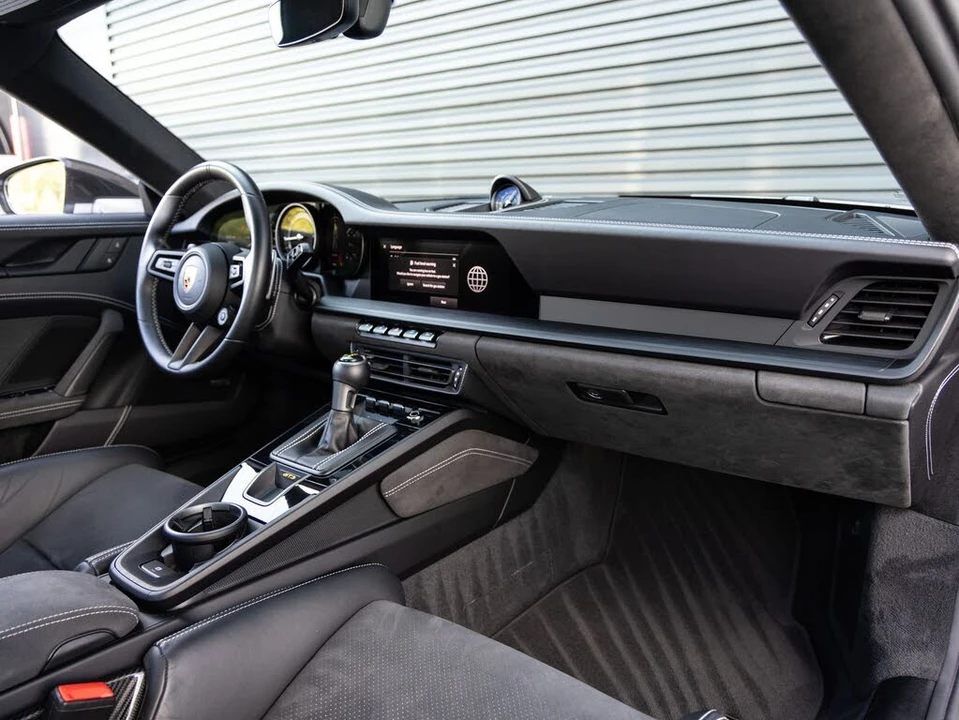 2024 Porsche 992 GT3 - Image 30 of 31