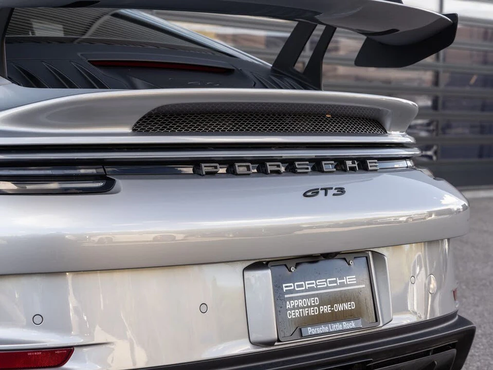 2024 Porsche 992 GT3 - Image 12 of 31