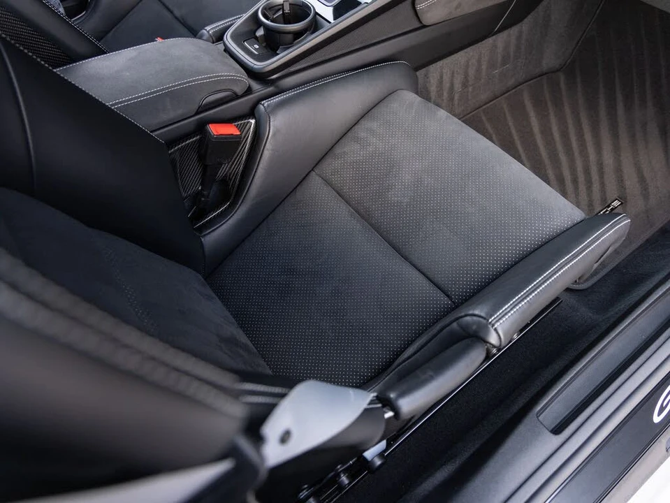 2024 Porsche 992 GT3 - Image 29 of 31