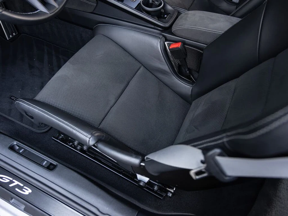 2024 Porsche 992 GT3 - Image 22 of 31