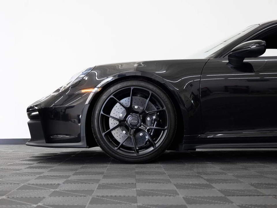 2024 Porsche 992 GT3 - Image 11 of 31