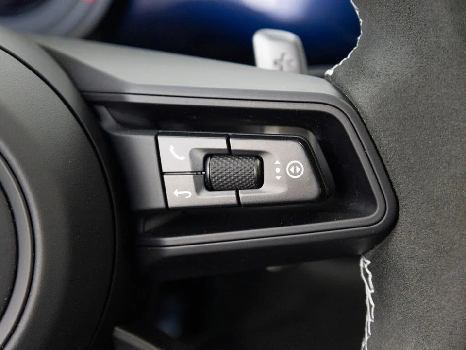 2024 Porsche 992 GT3 - Image 26 of 31