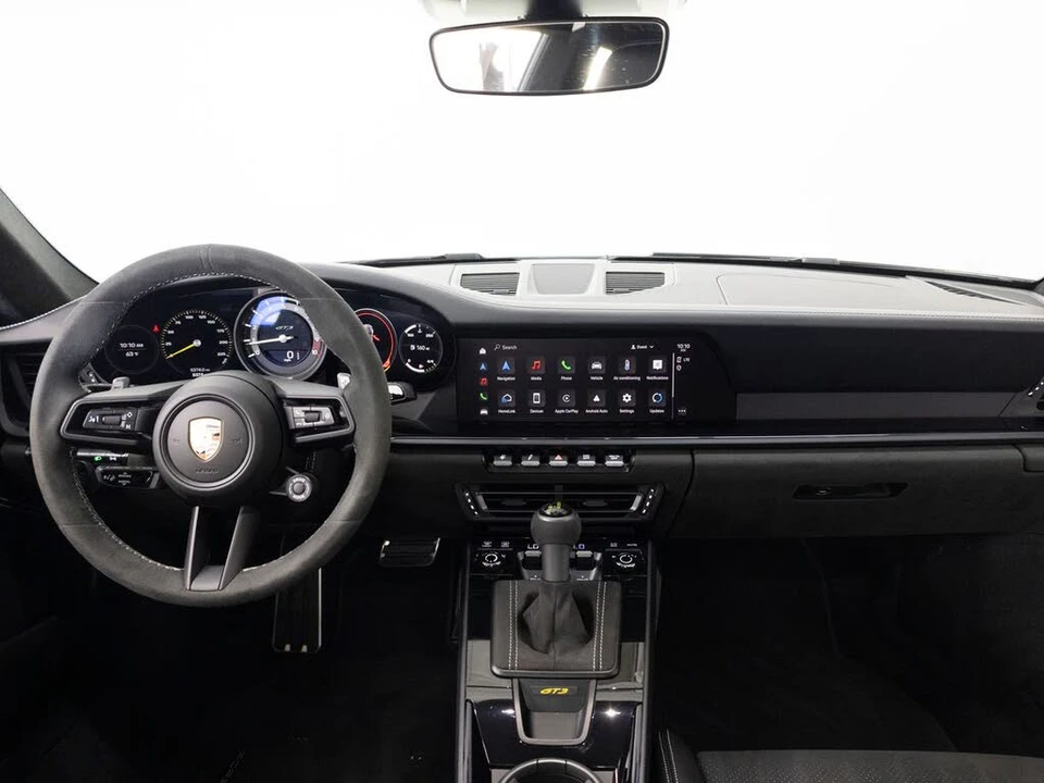 2024 Porsche 992 GT3 - Image 16 of 31
