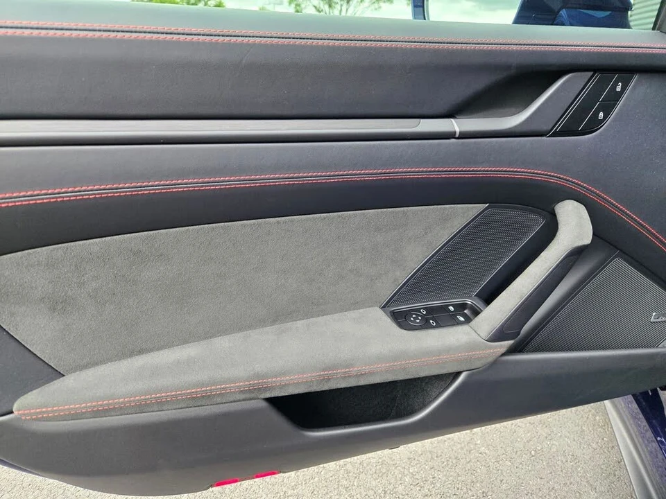 2024 Porsche 992 GT3 - Image 19 of 28