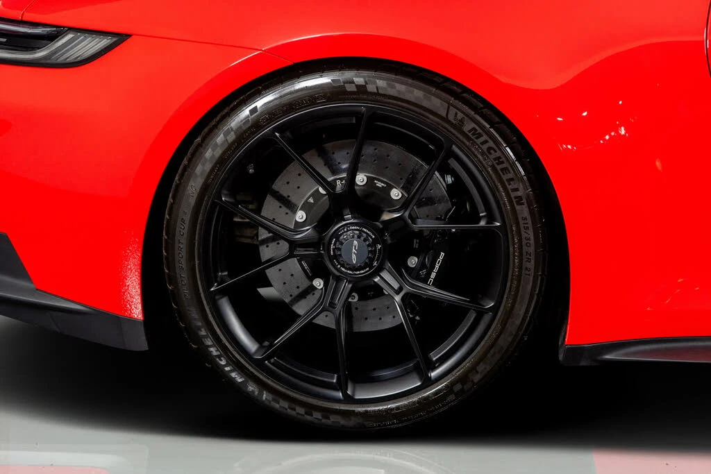 2024 Porsche 992 GT3 - Image 5 of 31