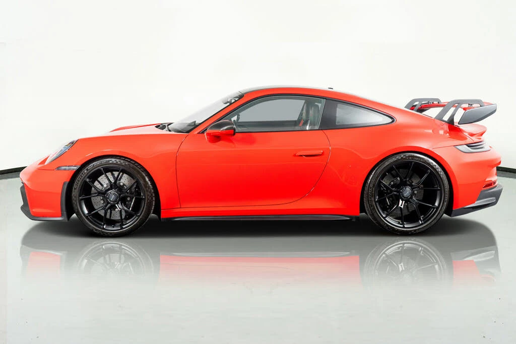 2024 Porsche 992 GT3 - Image 16 of 31