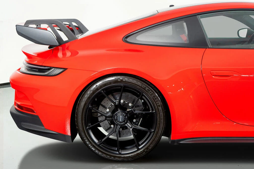 2024 Porsche 992 GT3 - Image 6 of 31