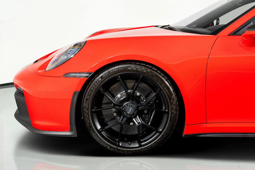2024 Porsche 992 GT3 - Image 19 of 31