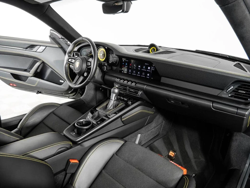 2024 Porsche 992 GT3 - Image 20 of 31