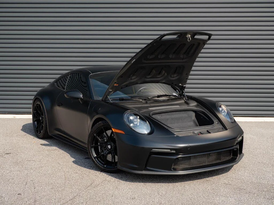 2024 Porsche 992 GT3 - Image 26 of 31