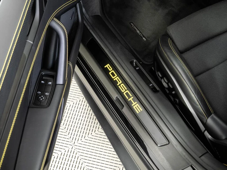 2024 Porsche 992 GT3 - Image 8 of 31