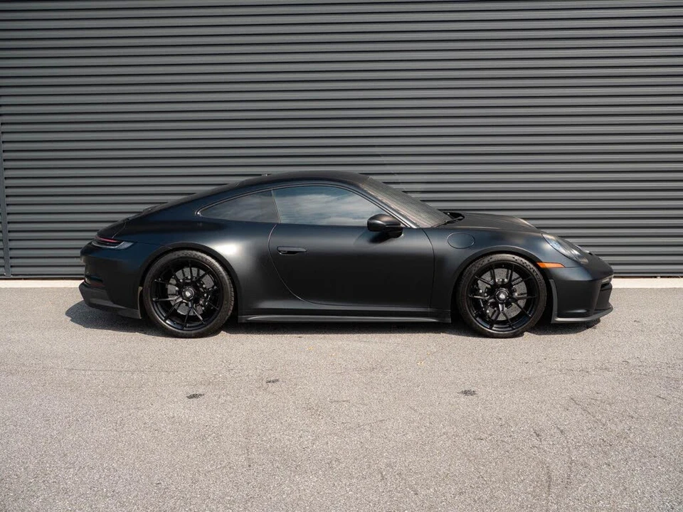 2024 Porsche 992 GT3 - Image 23 of 31