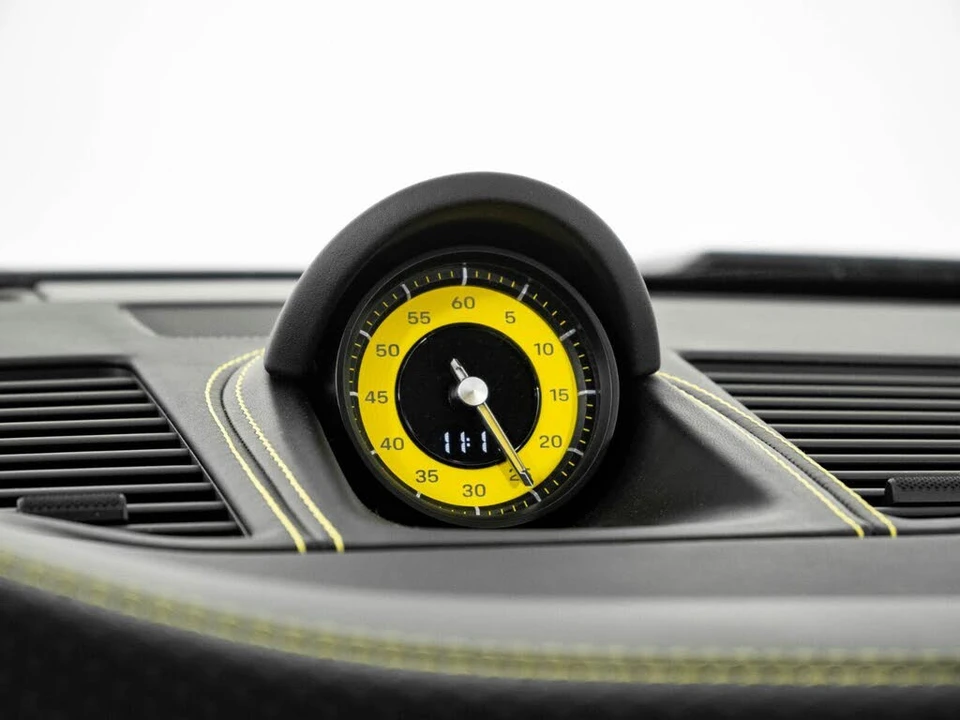 2024 Porsche 992 GT3 - Image 17 of 31