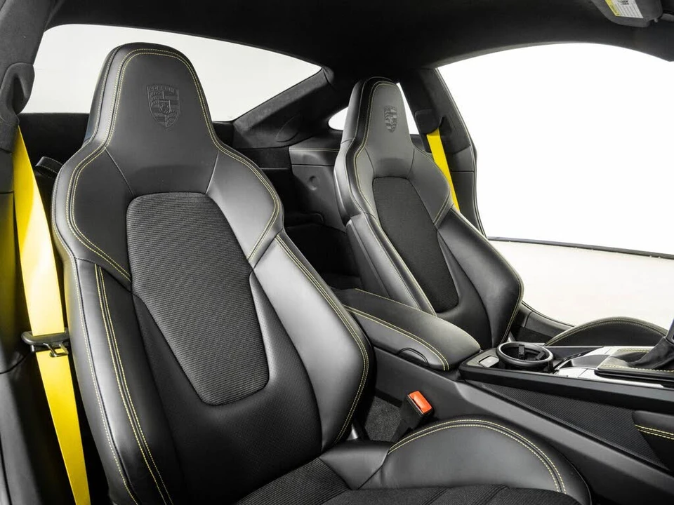 2024 Porsche 992 GT3 - Image 19 of 31