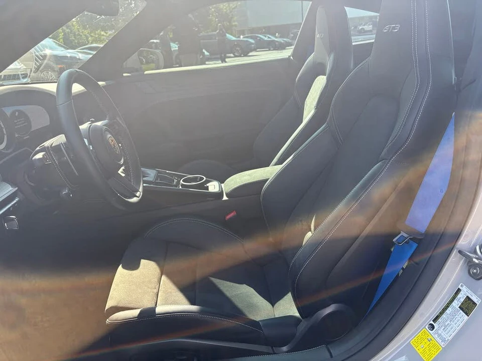 2024 Porsche 992 GT3 - Image 10 of 31