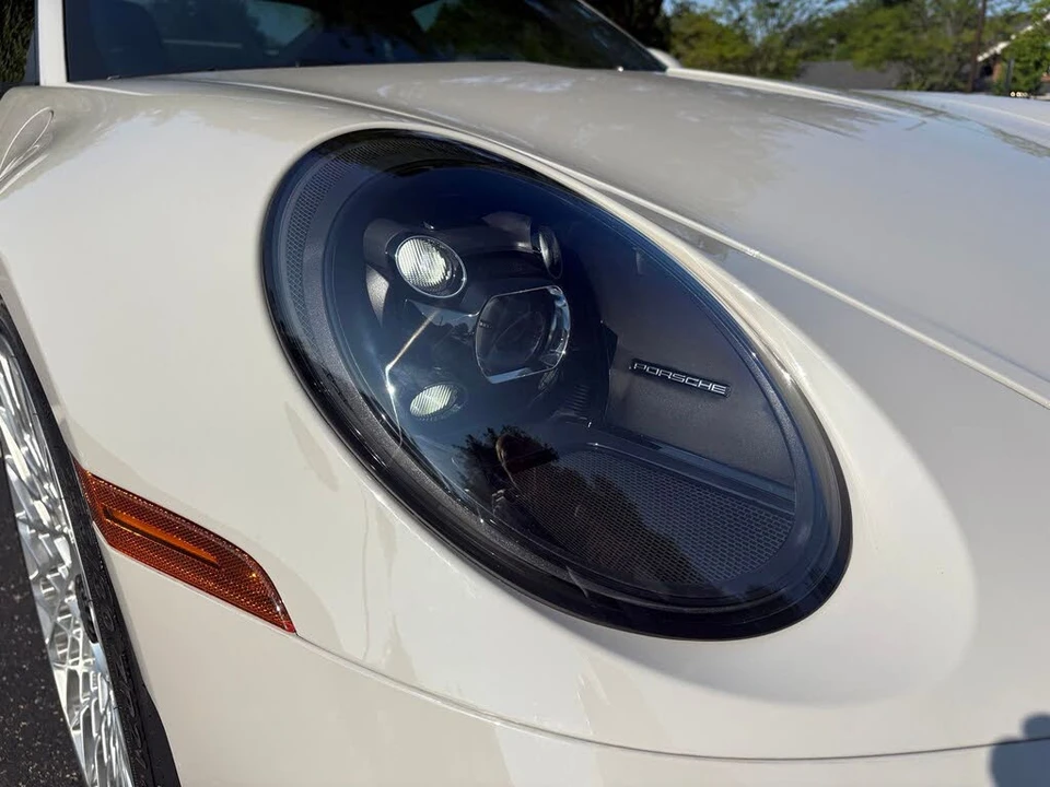 2024 Porsche 992 GT3 - Image 28 of 31