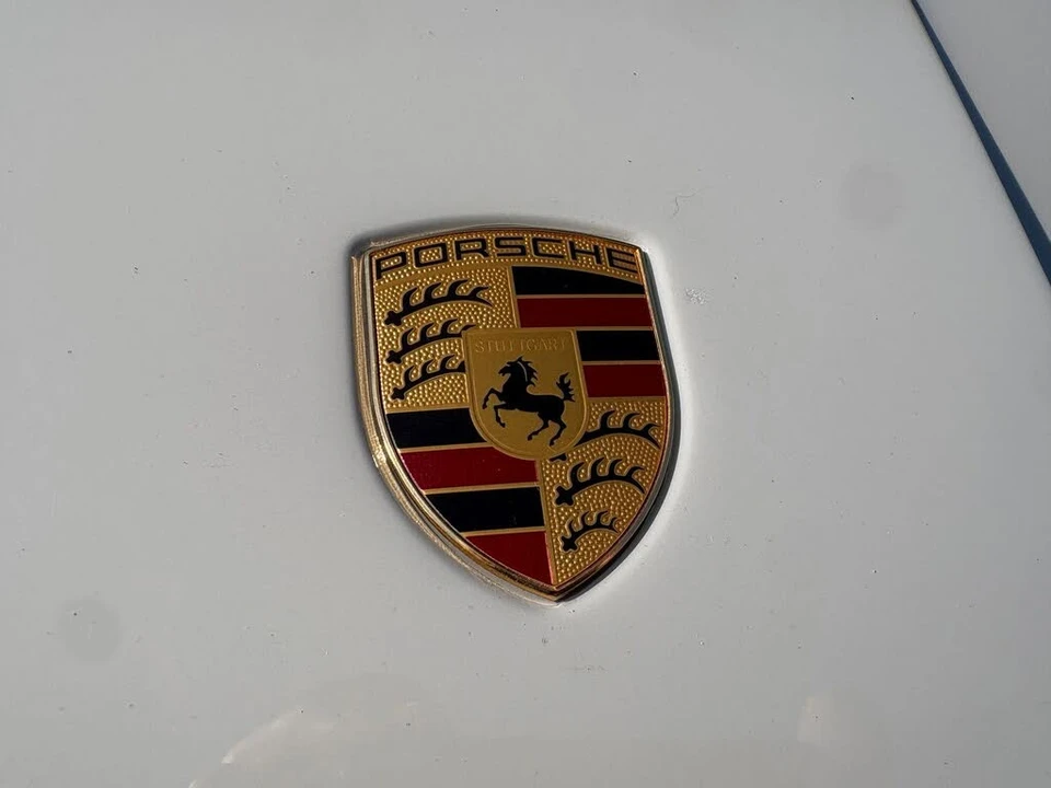 2024 Porsche 992 GT3 - Image 27 of 31