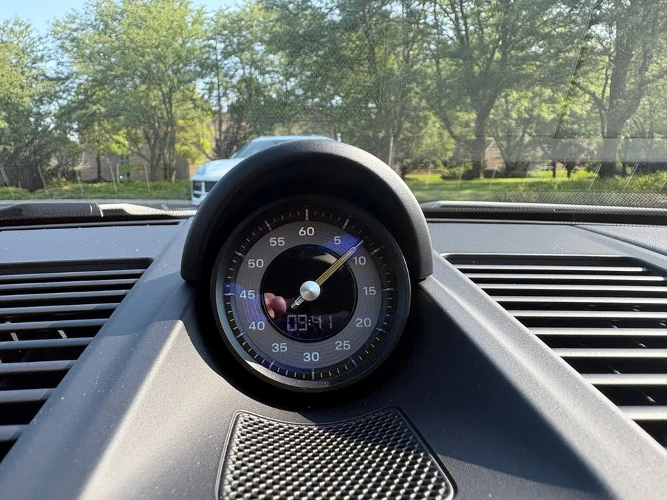 2024 Porsche 992 GT3 - Image 17 of 31